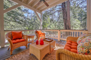 Stunning Mountain-Top Getaway with Multi-Level Decks